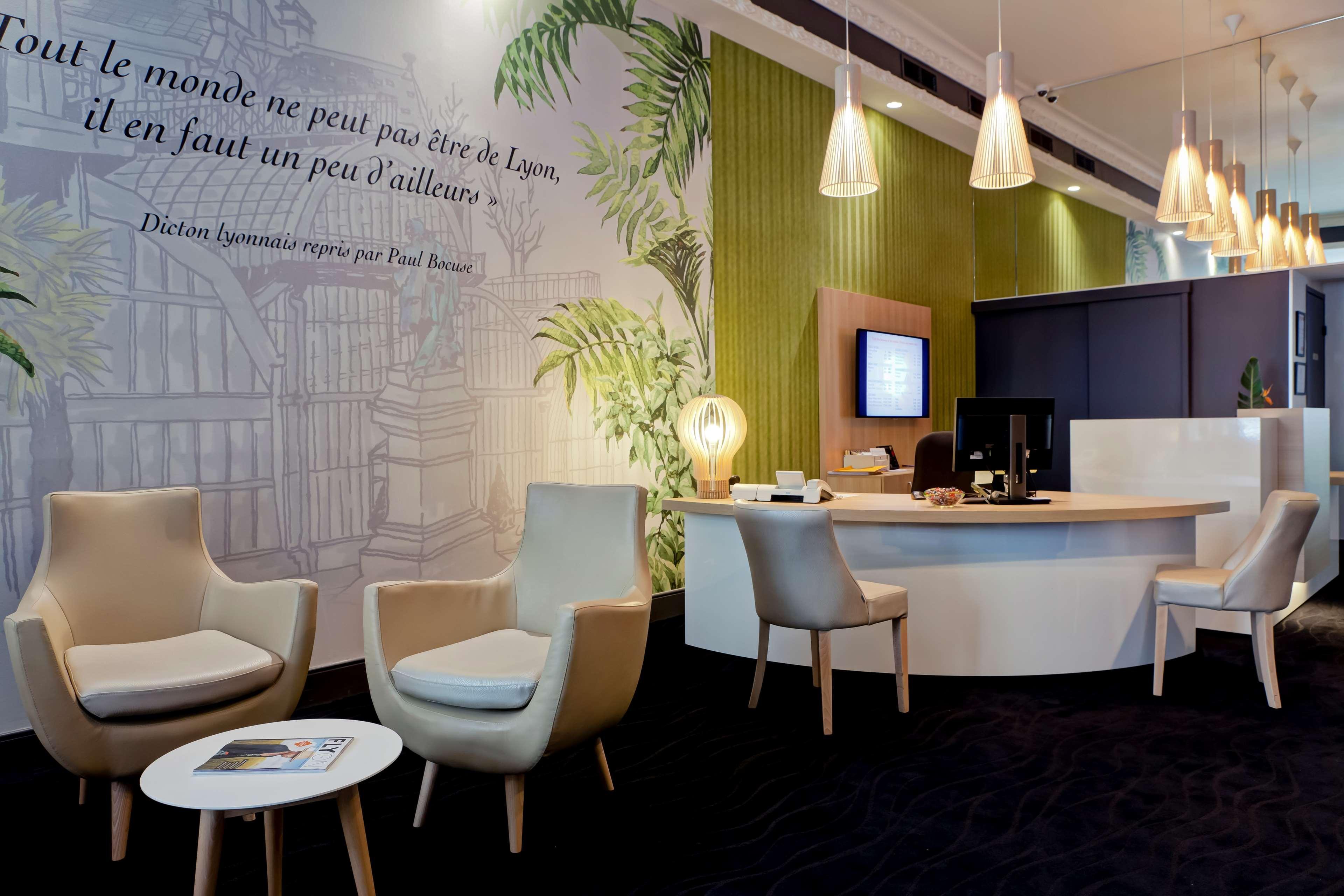 Best Western Crequi Lyon Part Dieu Exterior photo