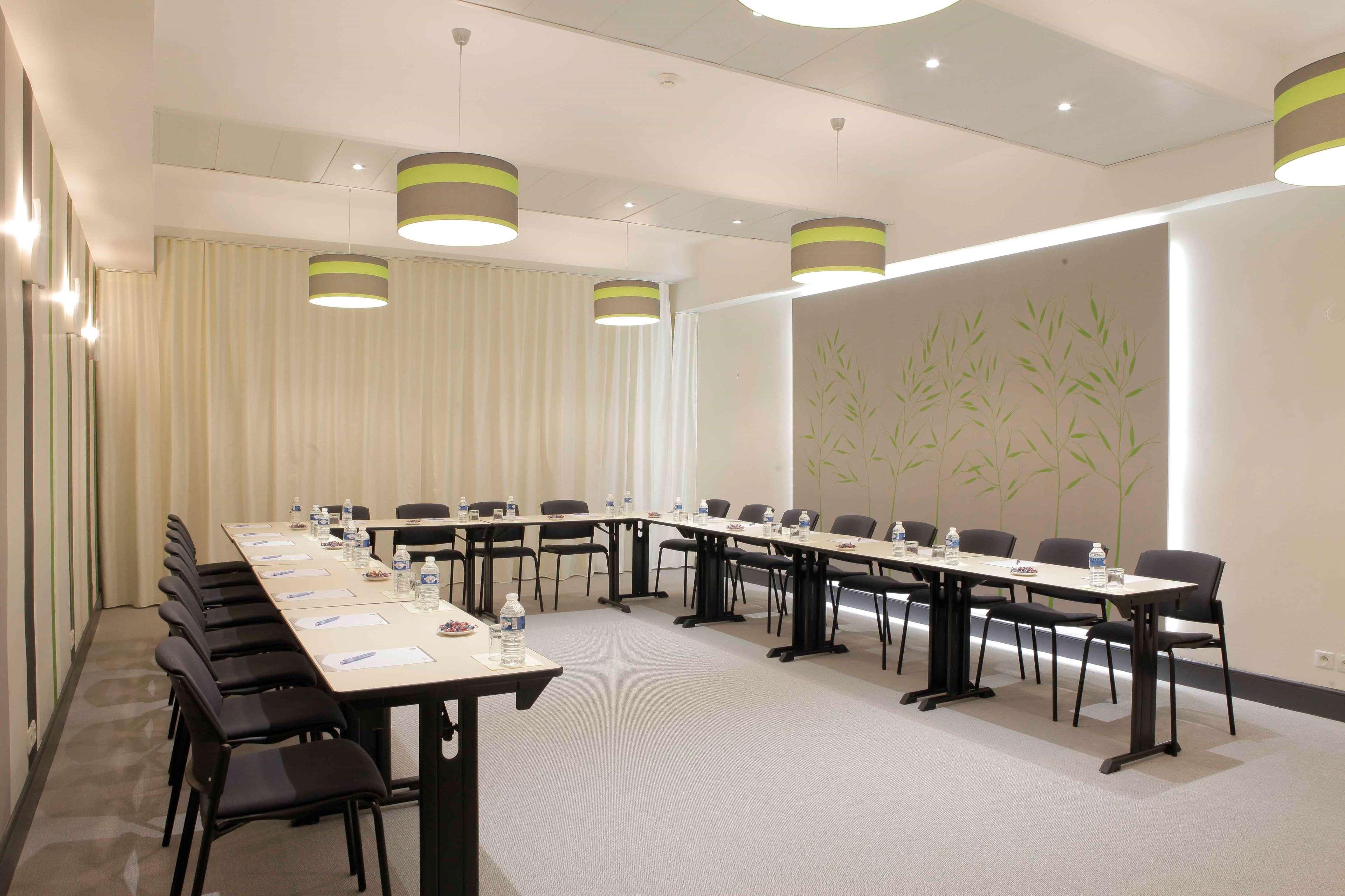 Best Western Crequi Lyon Part Dieu Exterior photo