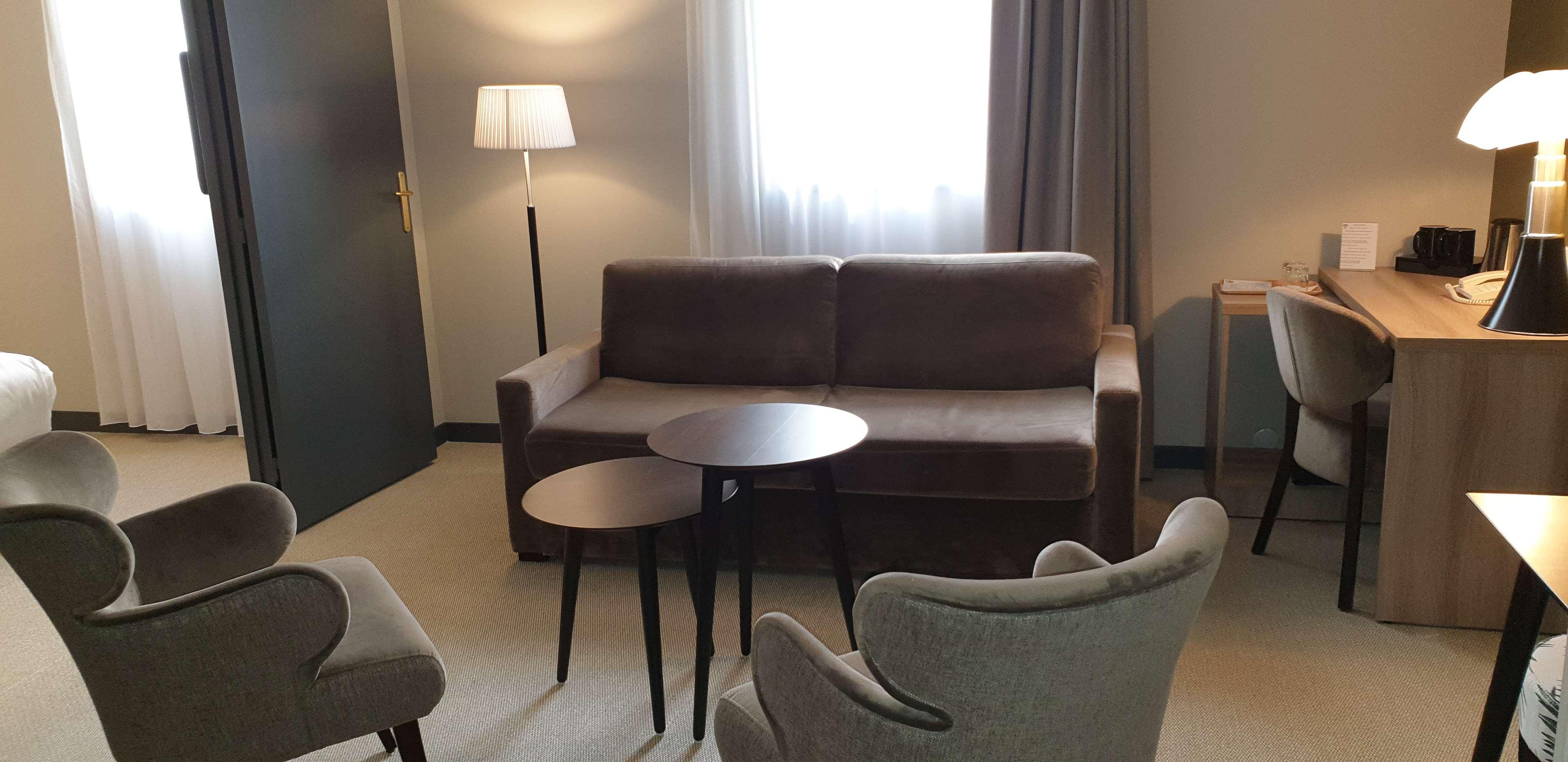 Best Western Crequi Lyon Part Dieu Exterior photo